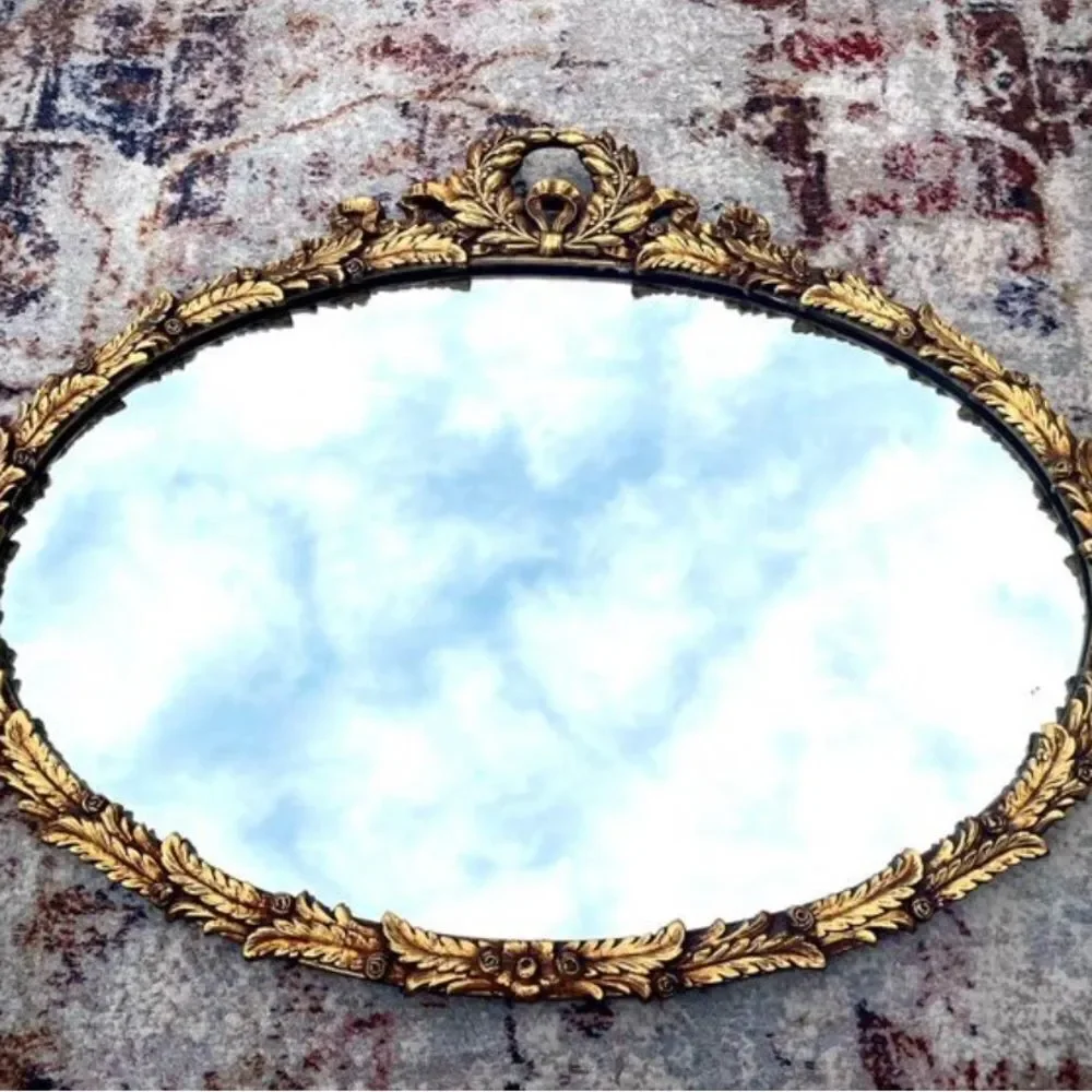 ♥️ Vintage Laurel Leaf Wall Mirror